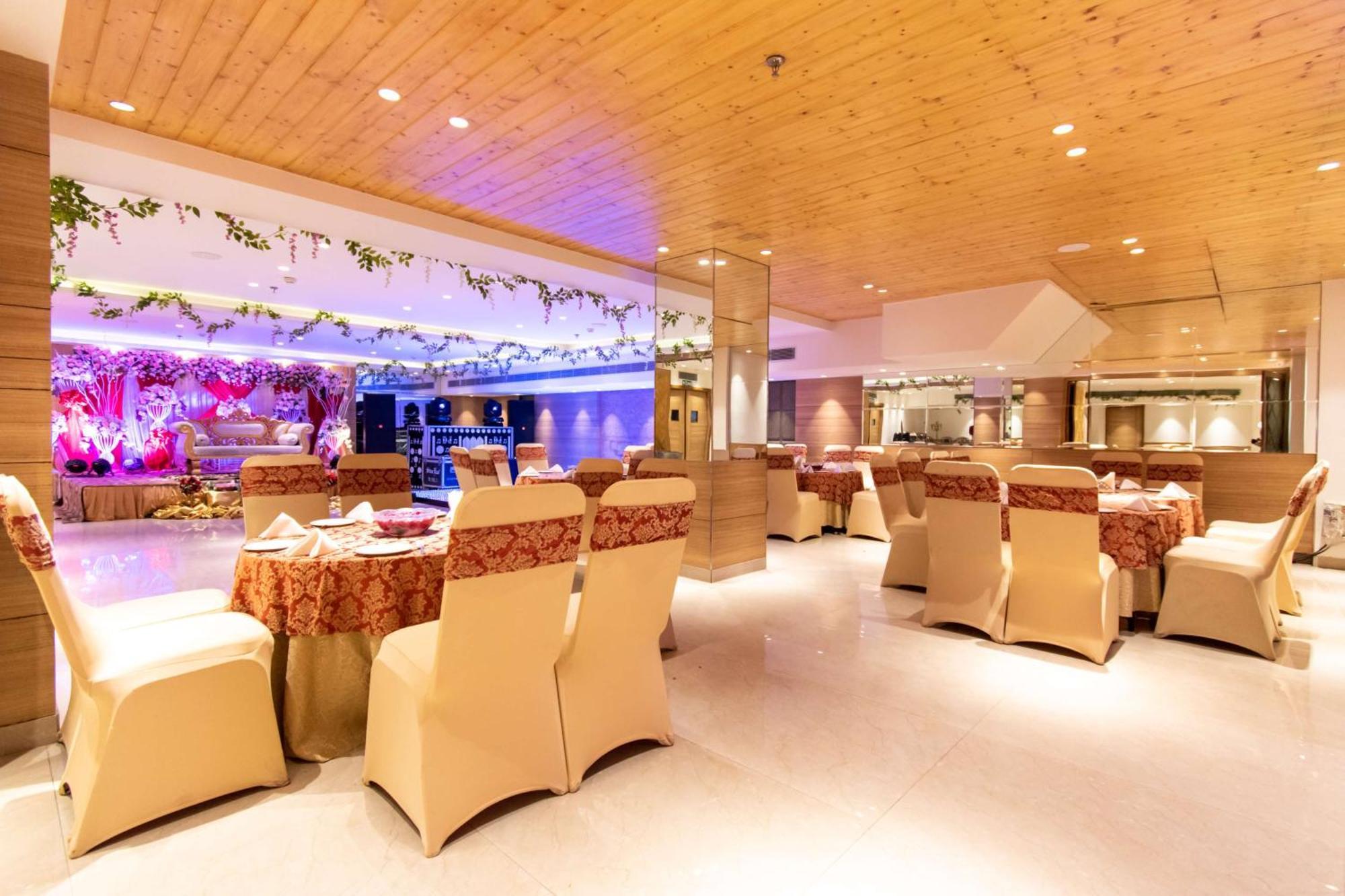 Best Western La Vista Pathānkot Eksteriør billede