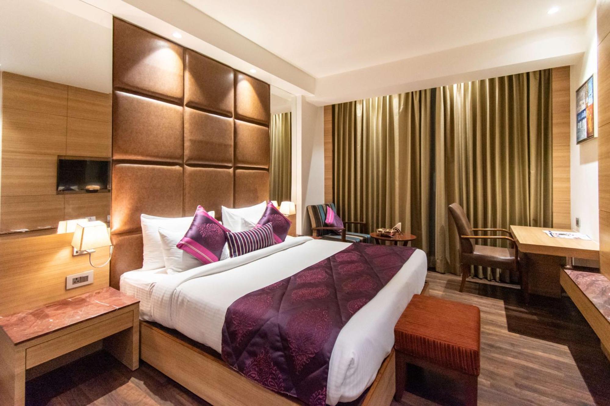 Best Western La Vista Pathānkot Eksteriør billede