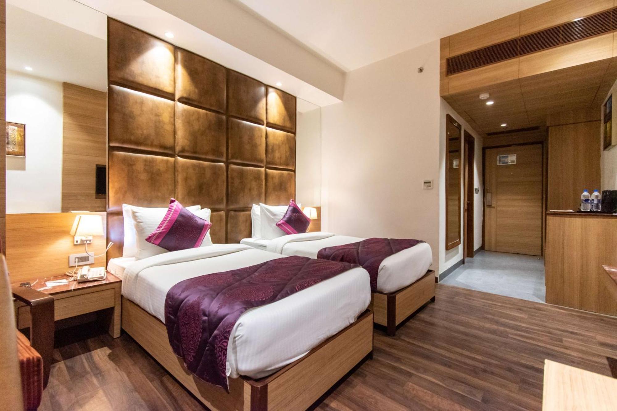 Best Western La Vista Pathānkot Eksteriør billede