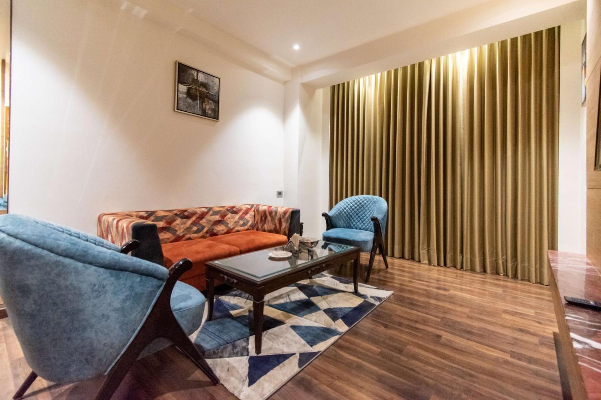 Best Western La Vista Pathānkot Eksteriør billede